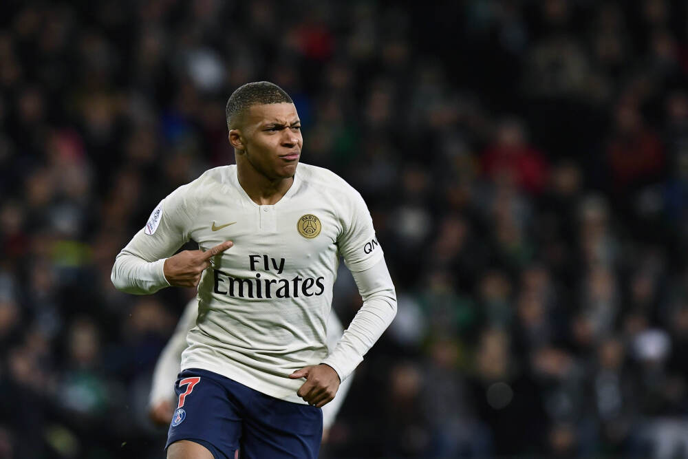 悬念回来了？爵士抢断科利尔反击上空篮9-0打停魔术 分差个位数